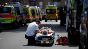 Les plus de 75 ans à domicile sont les plus vulnérables en période de canicule.