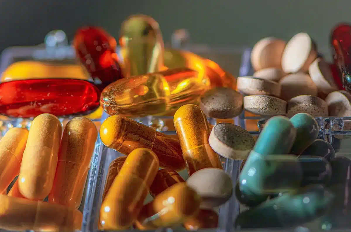 Graphique montrant l'évolution des bénéfices pour la santé en fonction du nombre de pas quotidiens